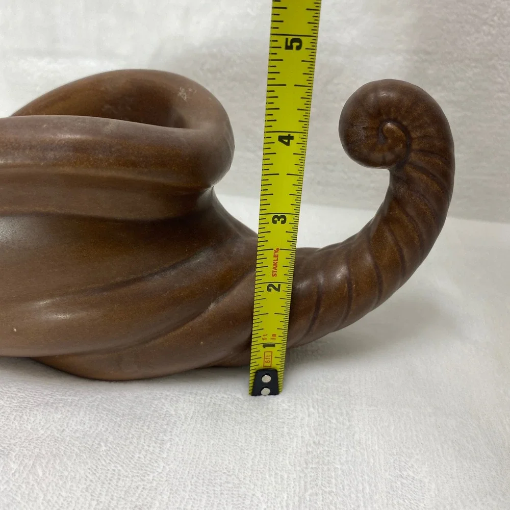 VTG Brown Ceramic Cornucopia Horn of Plenty‎ Vase Planter Table Decor D475